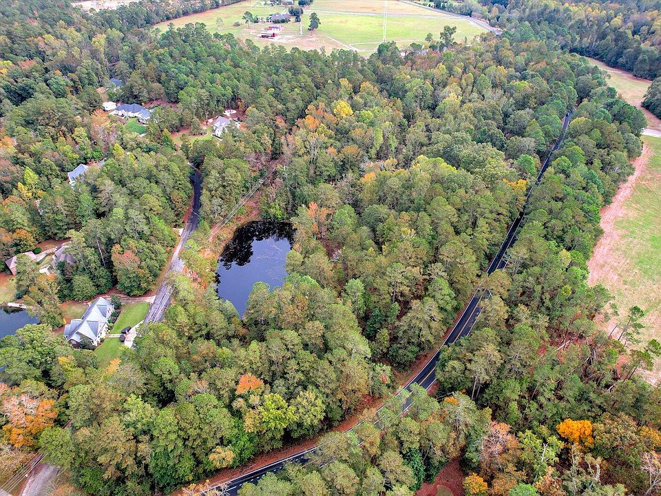 2nd image of 5 Richardsons Lake Rd