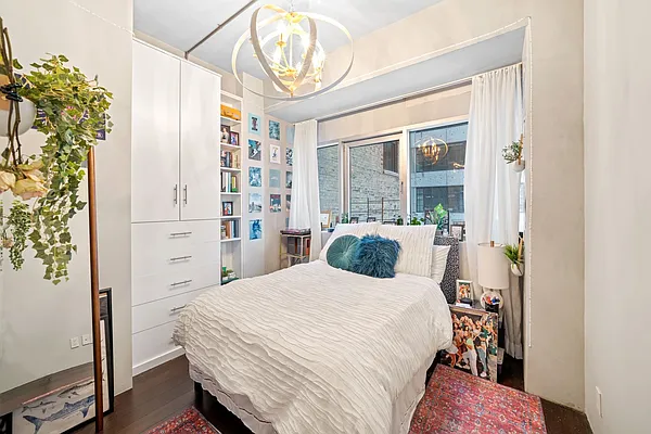 Rented by Compass | media 10