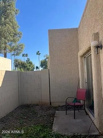 2 bed, 2.0 bath, 987 sqft, $1,750 — Photo 1