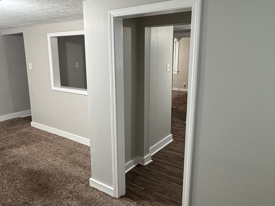 1st image of 3209 12th Ave APT B