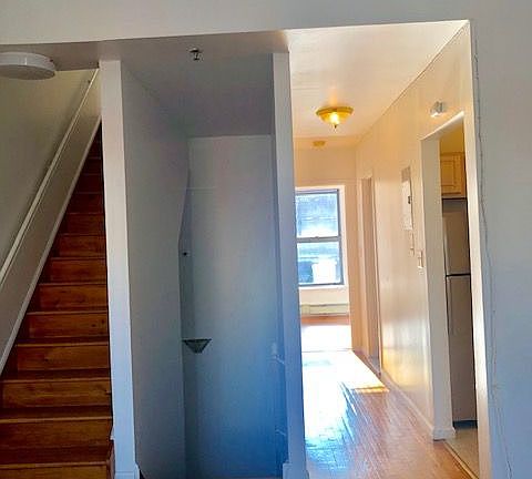 3rd image of 356 Tompkins Ave #2