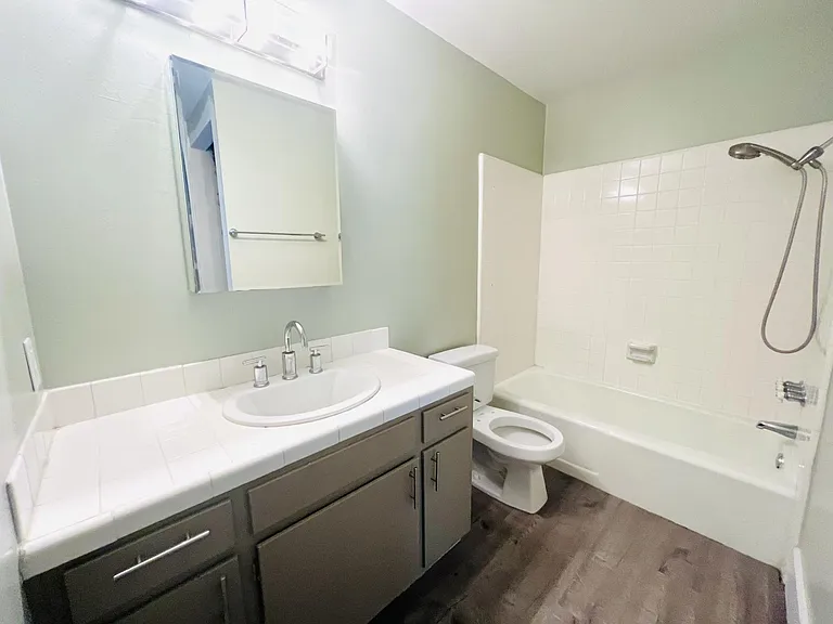 1530 Bath St #2 — Photo 7