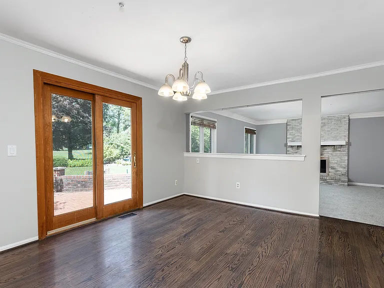 9025 Muirland Dr — Photo 21