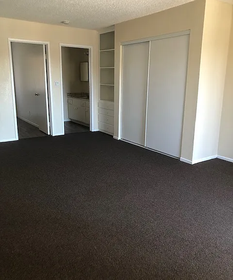 Del Rosa Palms Apartments — Photo 20