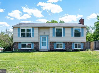 4429 Cub Run Rd, Chantilly, VA 20151