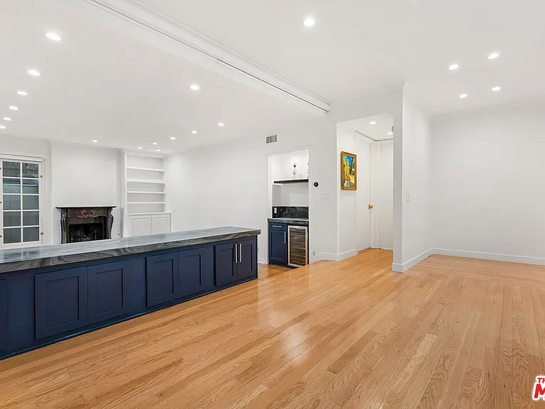 1260 S Beverly Glen Blvd #101 — Photo 19