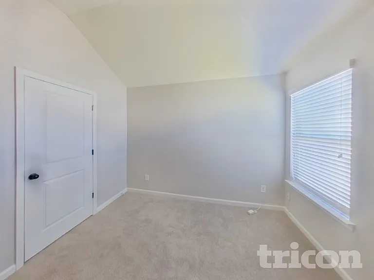 7646 Crawford Ct — Photo 12