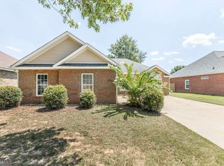 133 Manchester Ln, Byron, GA 31008