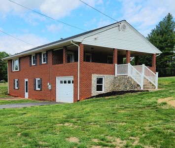3829 Old Franklin Tpke, Glade Hill, VA, 24092