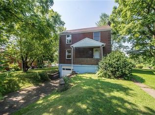 4 Virginia Dr, McKeesport, PA 15133