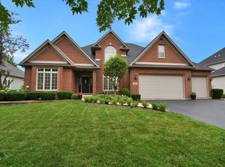 303 Berrywood Ln, Oswego, IL 60543