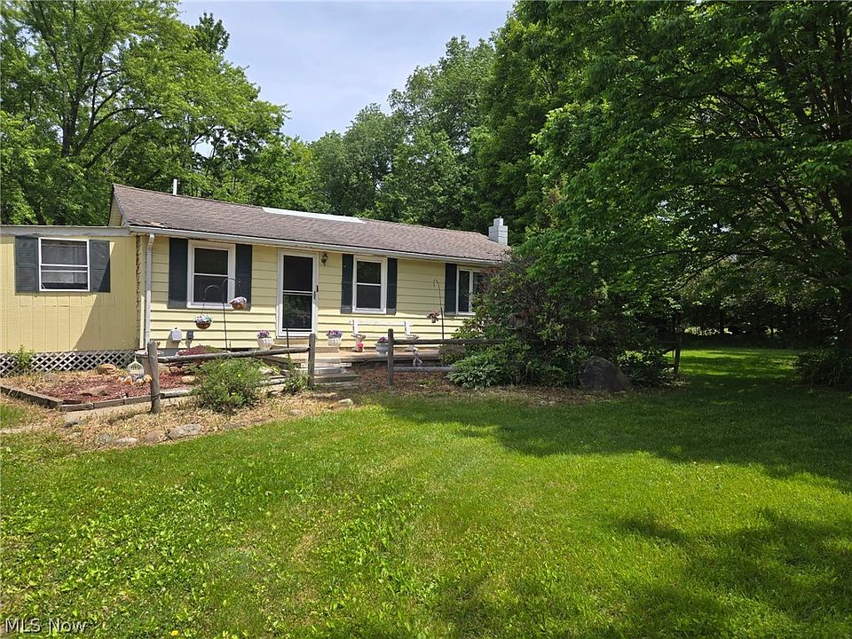 1st image of 348 Fox Lake Rd