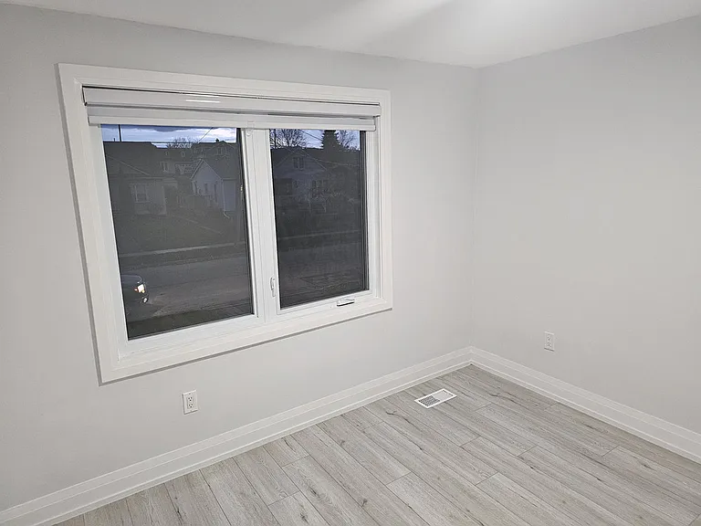 38 Wanda Rd — Photo 14