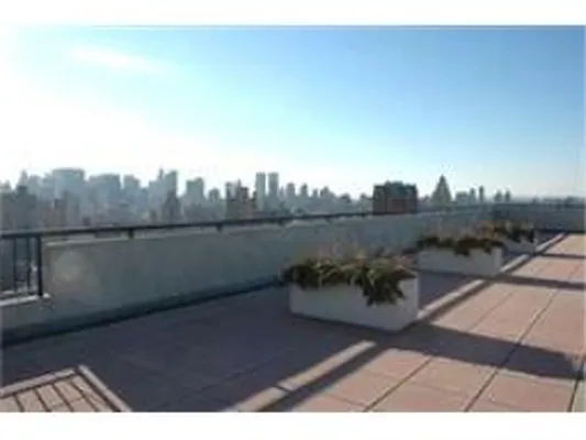 Rented by Corcoran | media 10