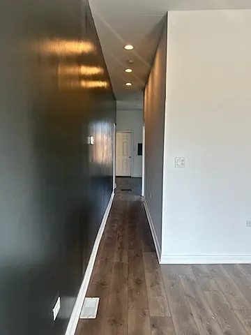 3 bed, 1100 sqft, $1,700 — Photo 3