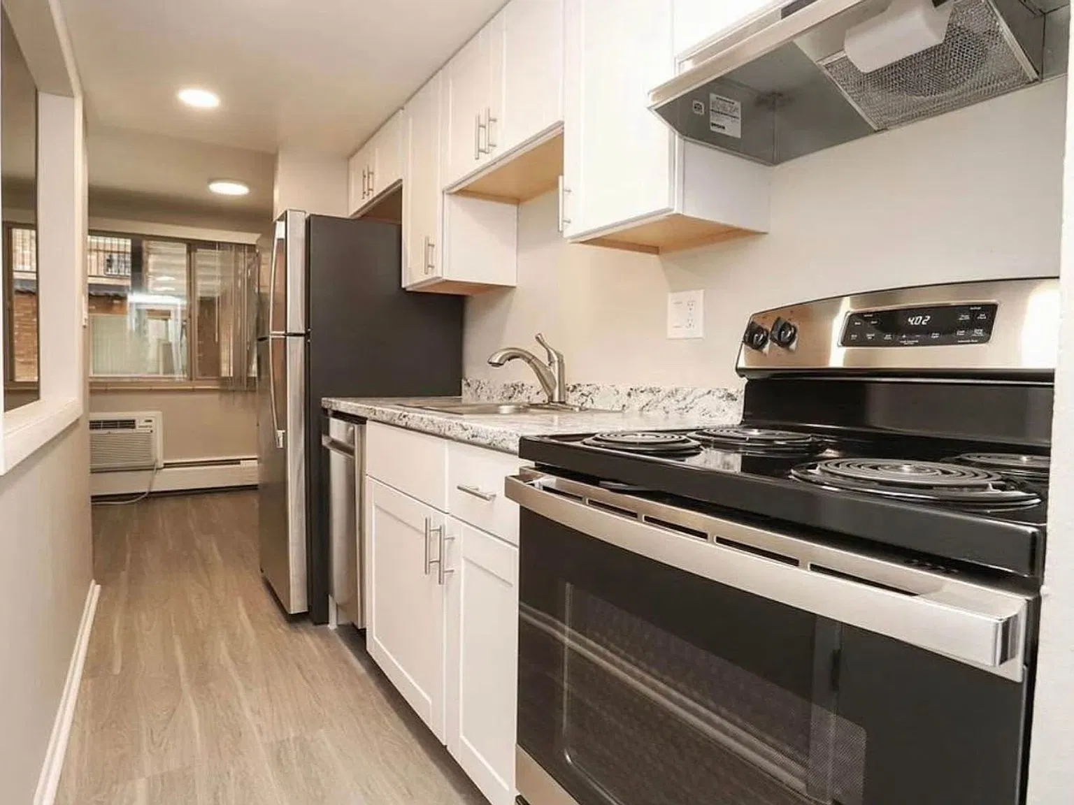Dexter Street Apartments — Photo 4