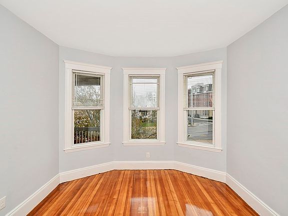 3rd image of 349 Adams St #3