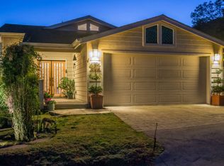 1032 Columbus St, El Granada, CA 94018