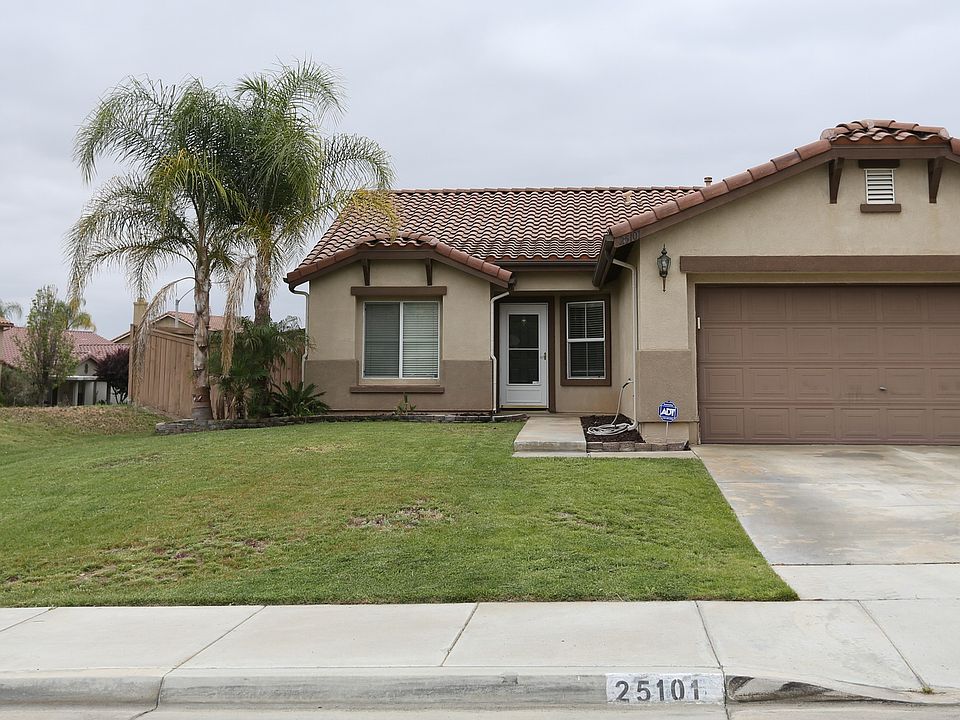 1st image of 25101 Wooden Gate Dr