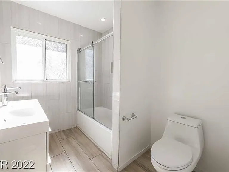 2201 Fairfield Ave — Photo 5