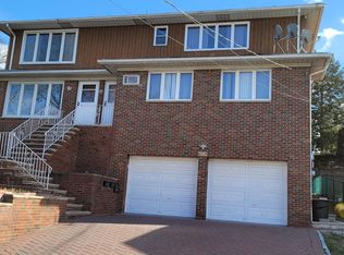 320 3rd St FLOOR 2, Palisades Park, NJ