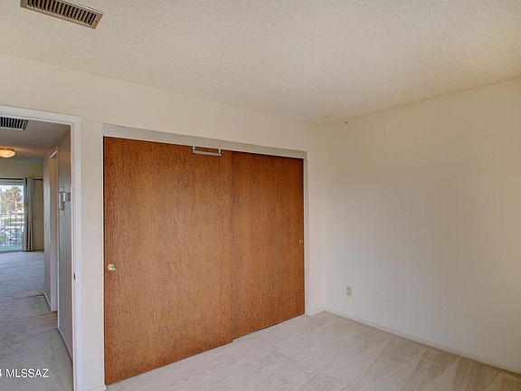 5th image of 808 S Langley Ave