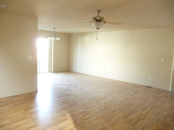 5th image of 5202 NE 29th Ave