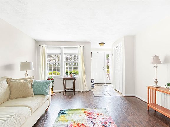 5th image of 25 Harrington Farms Way Unit 25