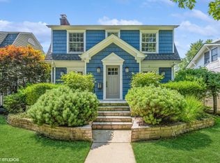 1705 Highland Ave, Wilmette, IL 60091