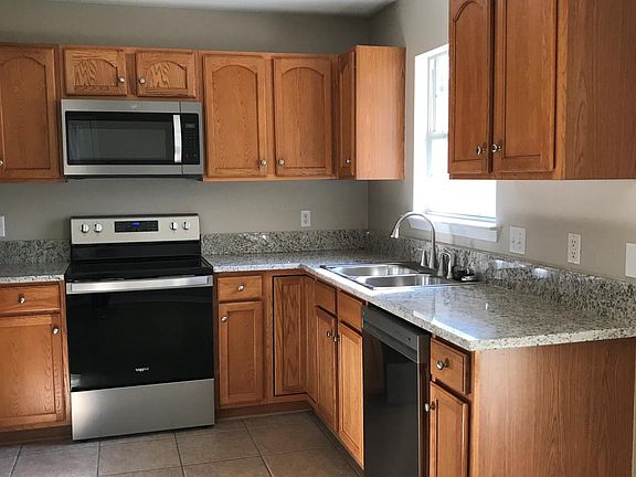 2nd image of 14680 Cypress Hollow Dr