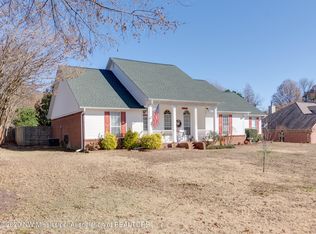 8424 Windersgate Dr, Olive Branch, MS 38654