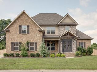 2028 Higgins Ln, Murfreesboro, TN 37130