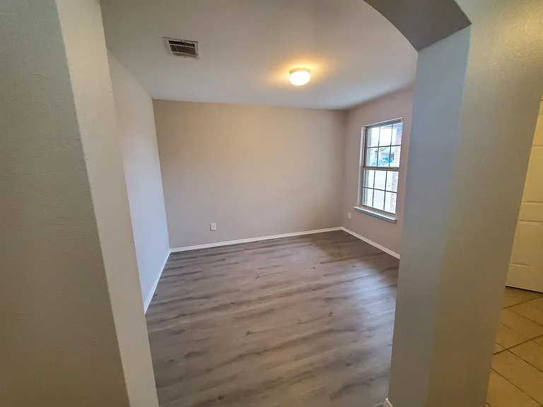2432 French St — Photo 13