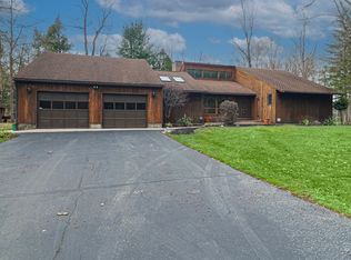 42 Plymouth Ave, Whitesboro, NY 13492