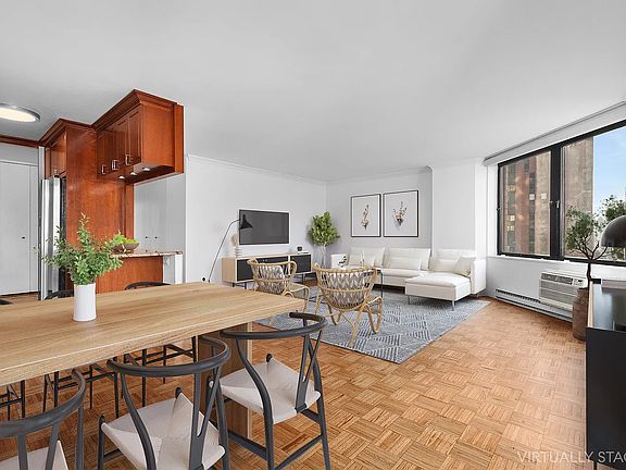 3rd image of 1623 3rd Ave APT 13K