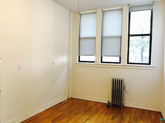 Rented by EXR | media 8