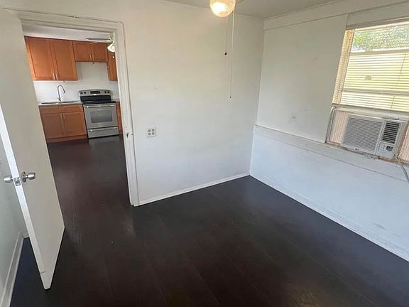 5th image of 1720 Salem Dr Floor 3