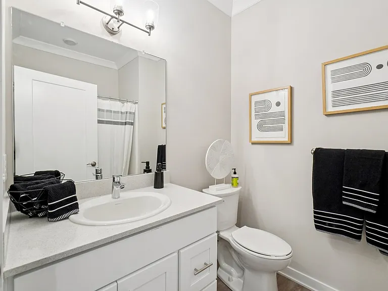 Filmore Place Apartments — Photo 49