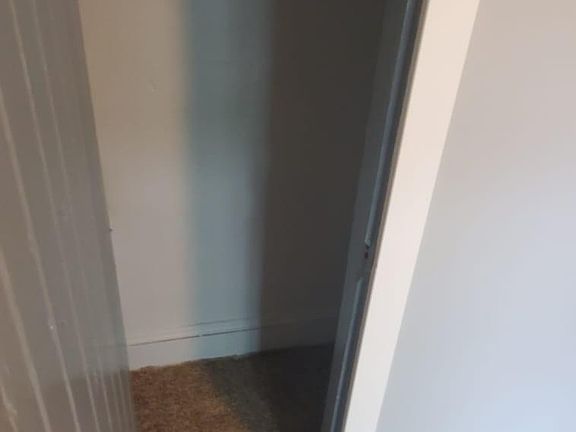 4th image of 3527 W 58th St #3