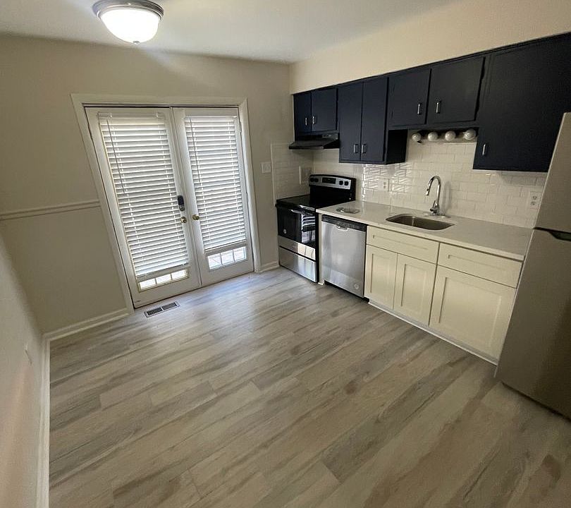 St Charles Townhomes 920 Parkcrest Dr Saint Charles MO Zillow