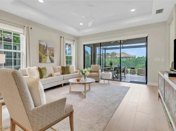 15146 Tolmino St, Naples, FL 34114