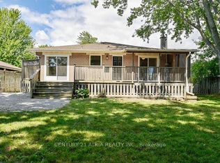 801 Krosno Blvd, Pickering, ON L1W1G7