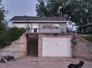 602 Lawrence St, Belle Fourche, SD 57717