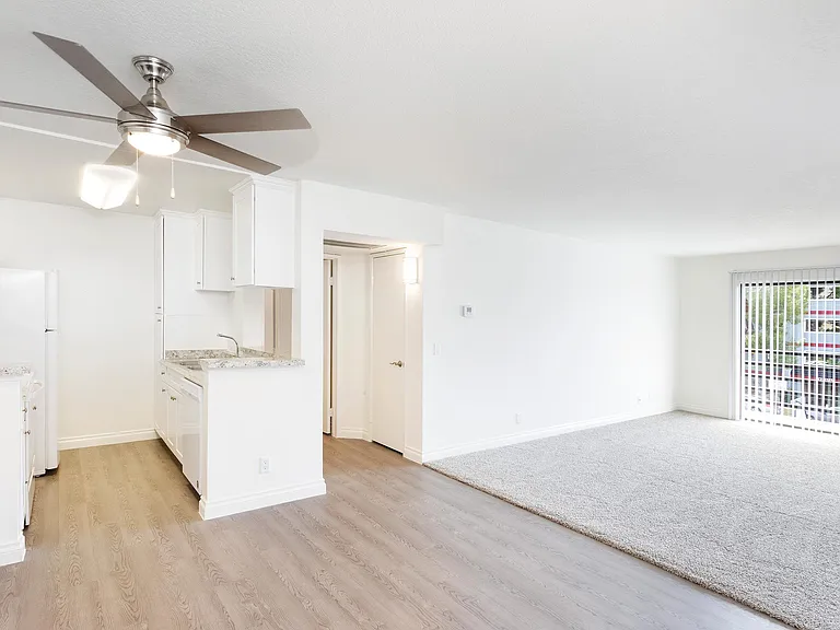 Northridge Gardens Apartments — Photo 7