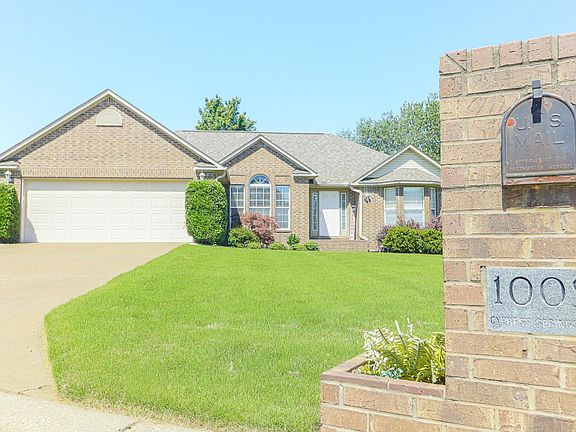 4th image of 1009 Cypress Springs Cv