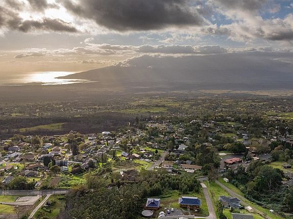 4th image of Haleakala Hwy