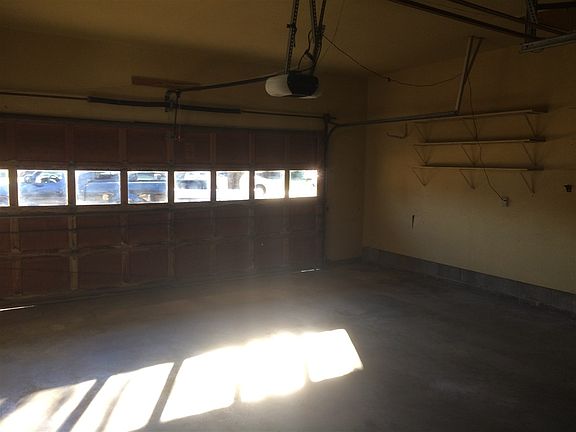 3rd image of 3018 Ashwood Ave