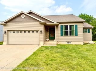 1399 Porter Dr, Charlotte, MI 48813