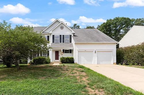 2427 Grantham Ct Photo 1