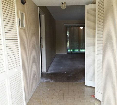 3rd image of 5917 Via Vermilya APT 107B